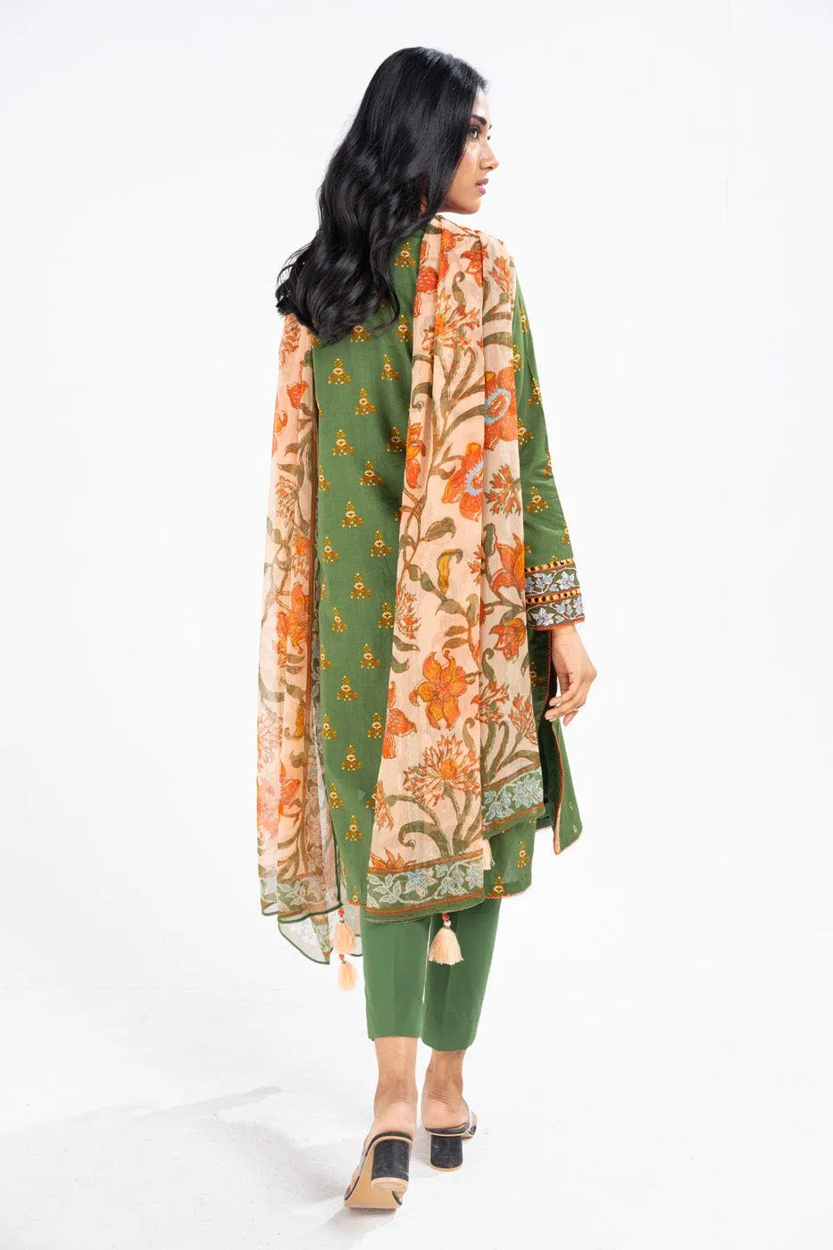 3 Pc Embroidered Lawn Suit With Poly Chiffon Dupatta