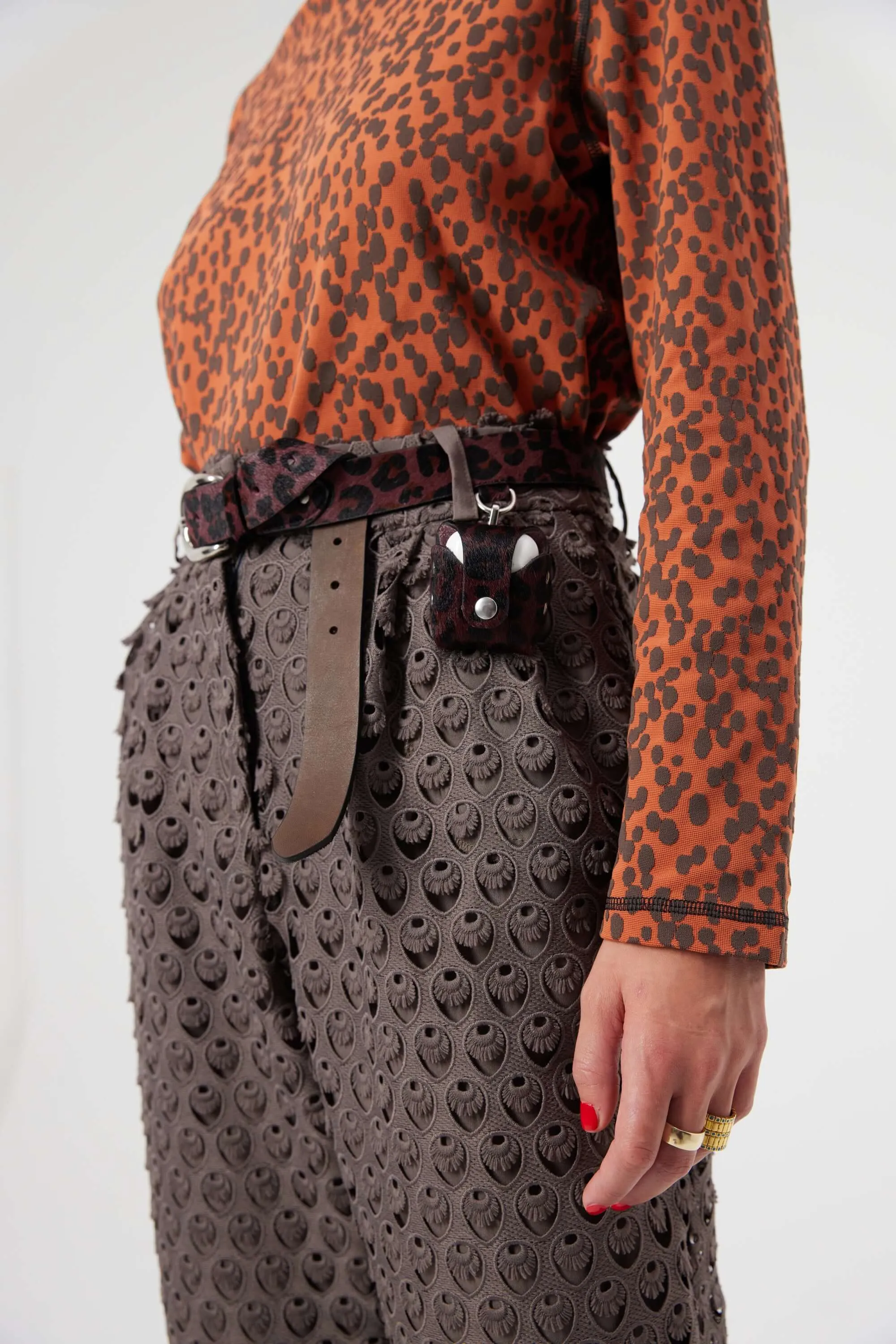 Belt in burgundy Leopard leather