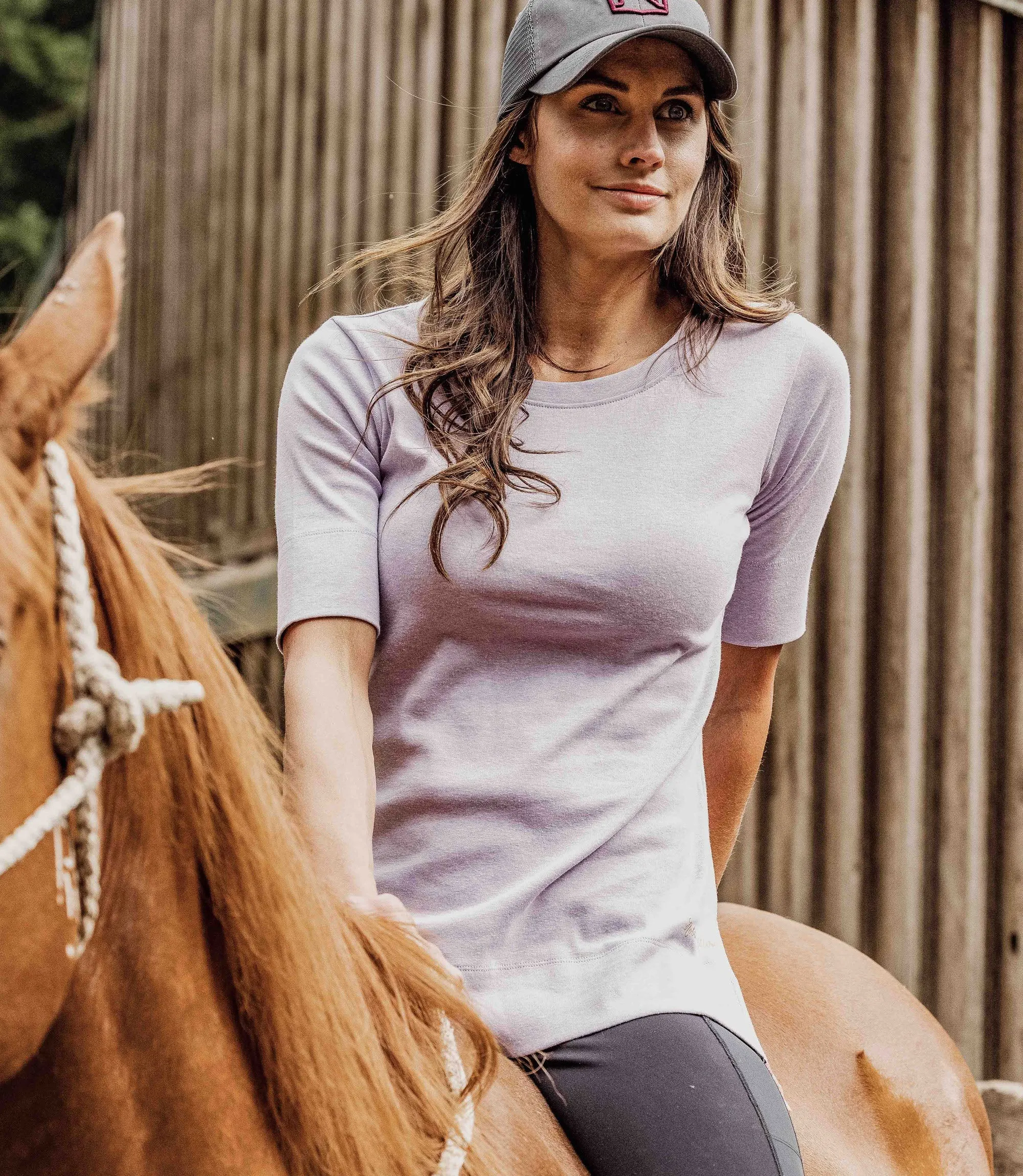 Women's Tug-Free™ Elbow Length Sleeve Top